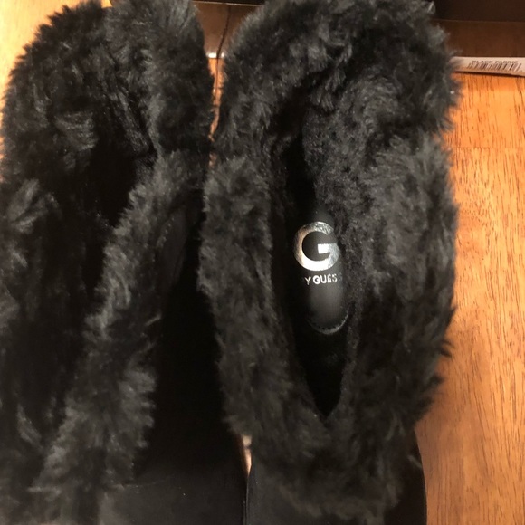 Black Guess Boots - Picture 3 of 4